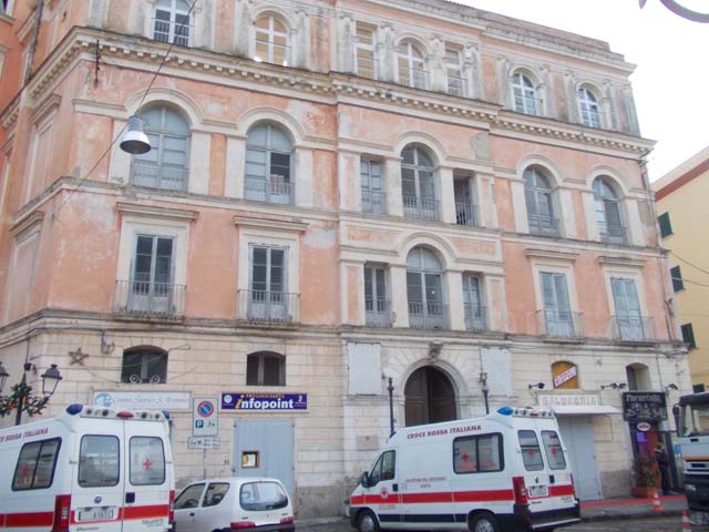 vecchio edificio comunale gaeta