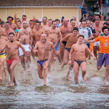 Gaeta: “Un tuffo nel nuovo anno” ecco le foto in anteprima. Grande partecipazione e animazioni 