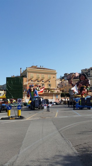 Gaeta: Fino alle 18 i carri sono in esposizione presso Piazzale Caboto a Gaeta Medievale