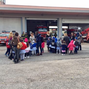 I bambini della scuola “Papa Giovanni” incontrano i Vigili del Fuoco di Gaeta