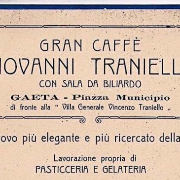 Apre Gran Caffè Giovanni Traniello, in Piazza Municipio. Era il 1930