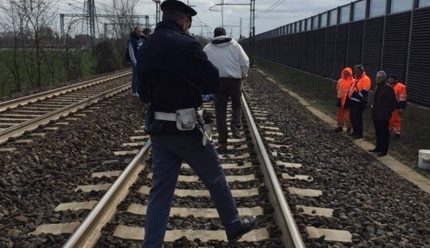 Linea Roma – Napoli, rinvenimento cadavere: circolazione treni rallentata