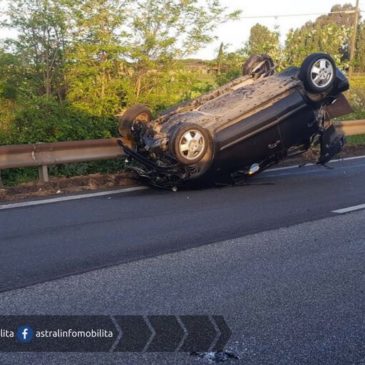 Prestare attenzione traffico direzione Gaeta da Roma Sr148 Pontina per incidente