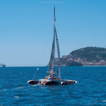 Circumnaviga l’Italia con difficoltà motorie: grande accoglienza della Lega Navale a Gaeta