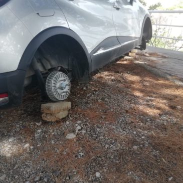 Notte di furti a Gaeta: ruote rubate a 2 auto e ristorante scassinato